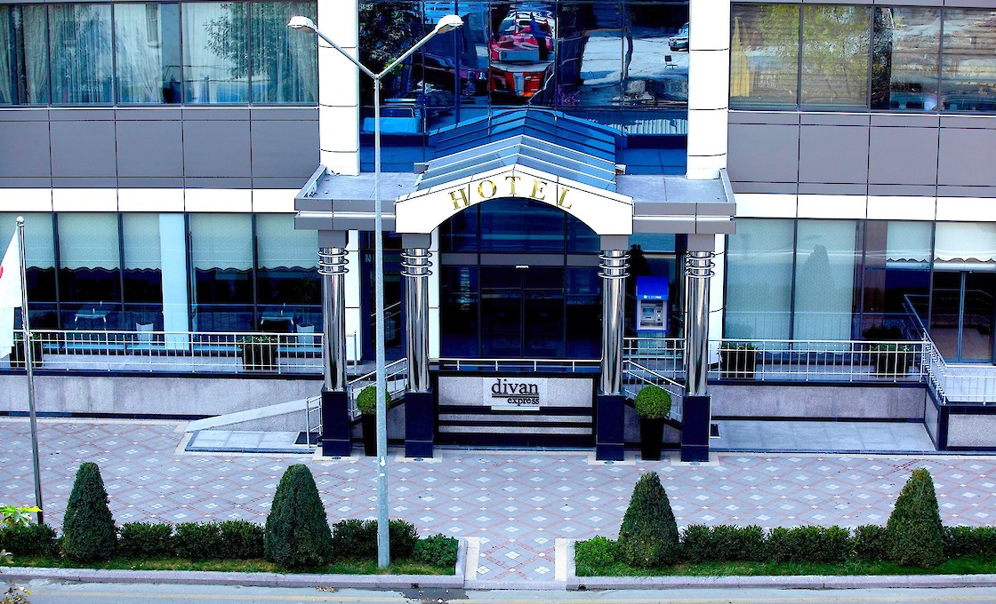 Divan Express Baku